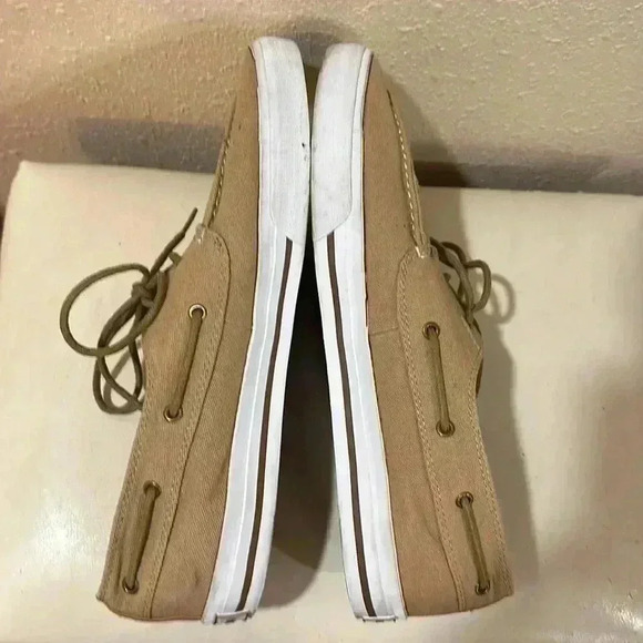 Tommy Hilfiger boat shoes, size 12 - Picture 7 of 10